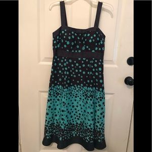 Women’s dress size 8